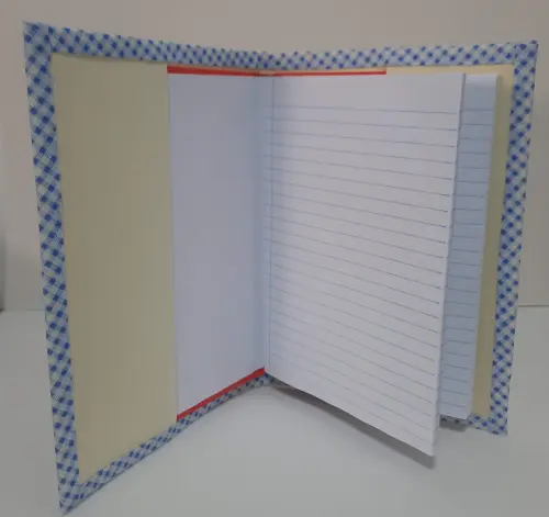 Capa de caderno removível