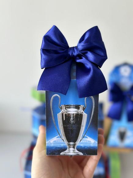 Caixa Milk para Festa Liga dos Campeões