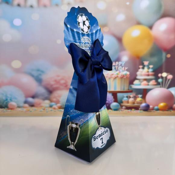 Caixa Pirâmide / Cone Champions