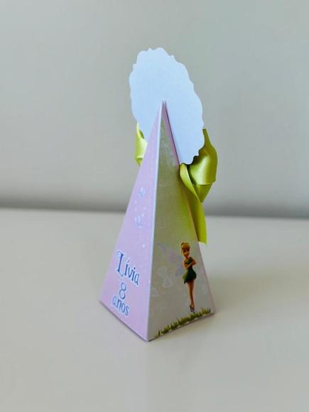 Caixa Pirâmide / Cone da Tinker Bell com Aplique em 3d.