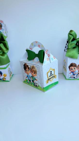 Kit 56 Caixas do Tema Futebol Baby