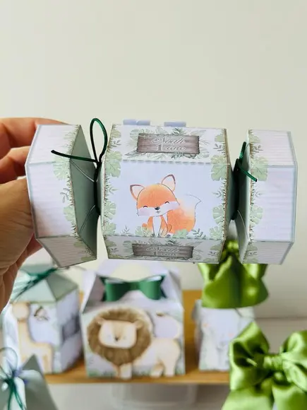 Caixa Bala do Safari em Aquarela com Aplique em 3d.