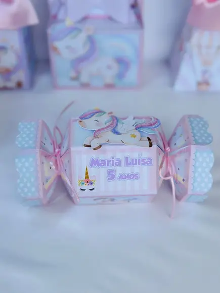 Caixa Bala do Unicornio com Aplique em 3d.