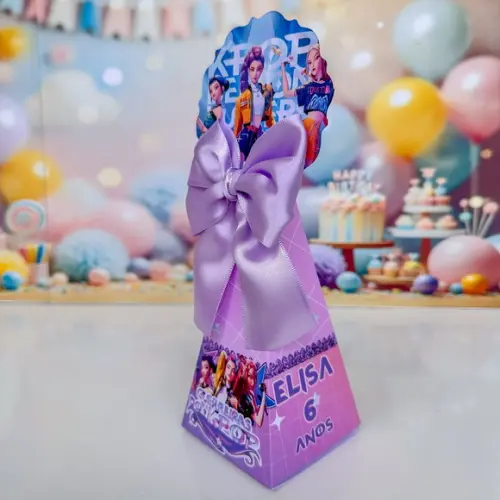 Caixa Cone/pirâmide Guerreiras do K-pop