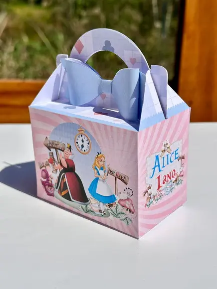 Caixa Maleta da Alice no País das Maravilhas