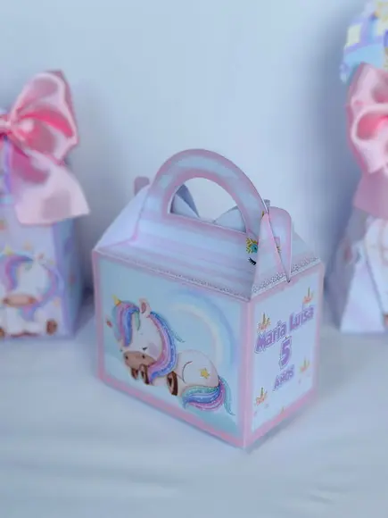 Caixa Maleta do Unicornio com Aplique em 3d.