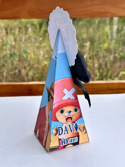 Caixa Pirâmide / Cone do One Piece