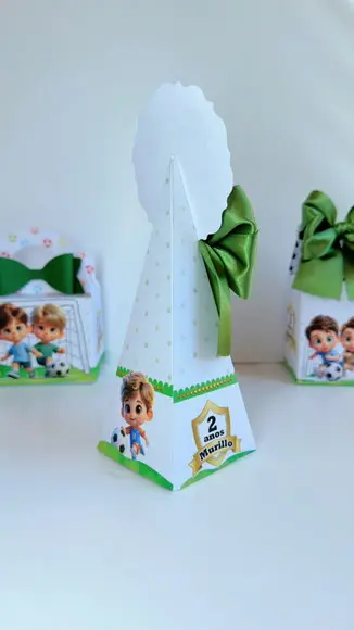 Caixa Pirâmide / Cone Futebol Baby