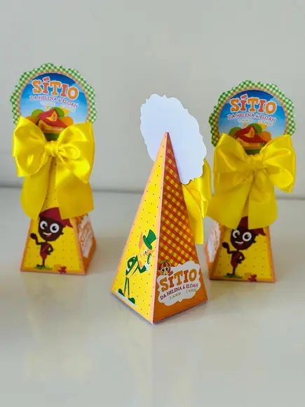 Caixa Pirâmide/cone do Pica Pau Amarelo