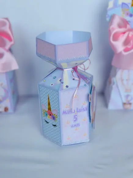Caixa Saquinho do Unicornio com Aplique em 3d.