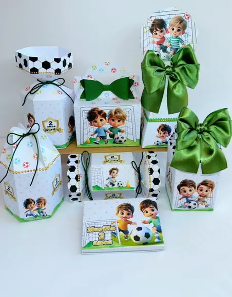 Kit 35 Caixas do Tema Futebol Baby