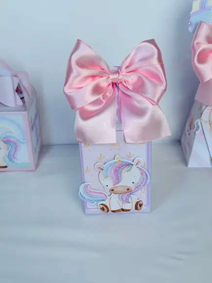Kit 42 Caixas do Unicornio com Aplique em 3d.