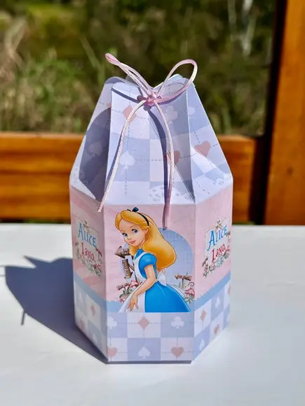 Kit 70 Caixas da Alice no País das Maravilhas