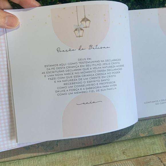 Álbum de Fotos para batizado modelo com parafusos