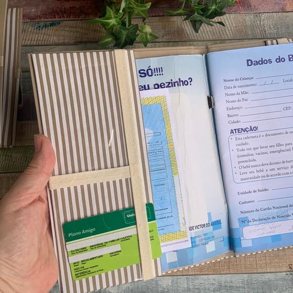 Kit Caderneta Vacina e Certidão com Caixa Presente