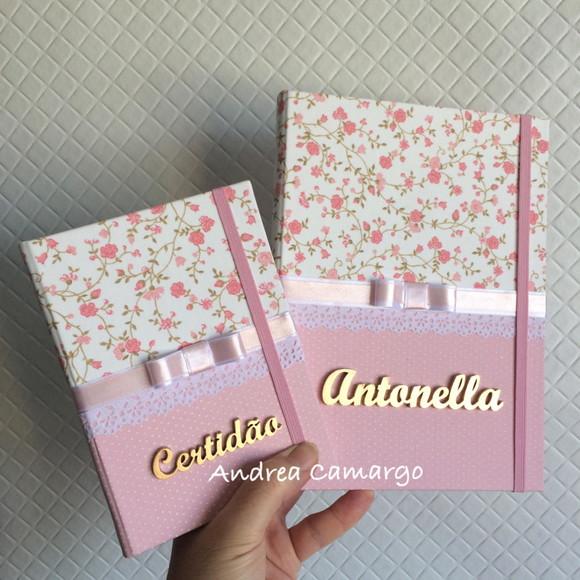 Kit caderneta vacina e certidao floral com renda 006