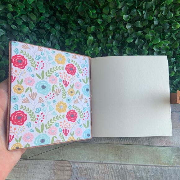 Mini Caderno Artesanal em Couro Natural 13x13 cm | 120 Páginas