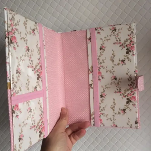 Capa para caderneta de vacinação Floral ouro Luxo 003