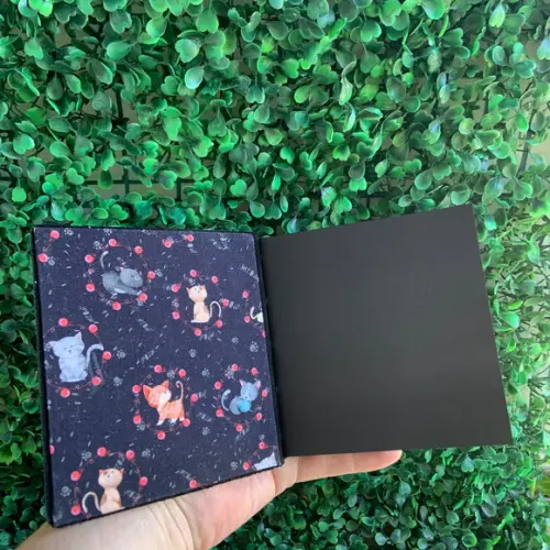 Mini Álbum de Fotos Artesanal em Couro Natural 13x13 cm | Até 3