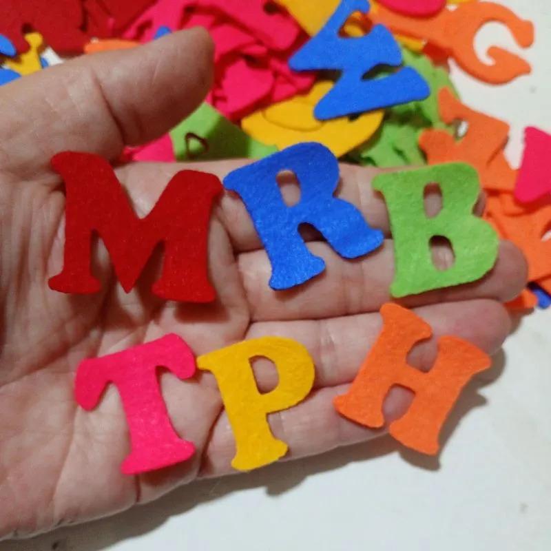 78 letras alfabeto em feltro - 3cm