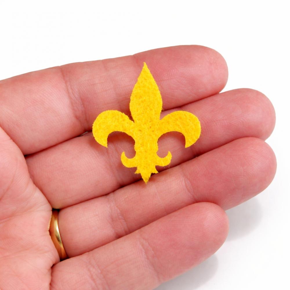 50 apliques no Feltro ou no EVA - Flor de Liz  3x3