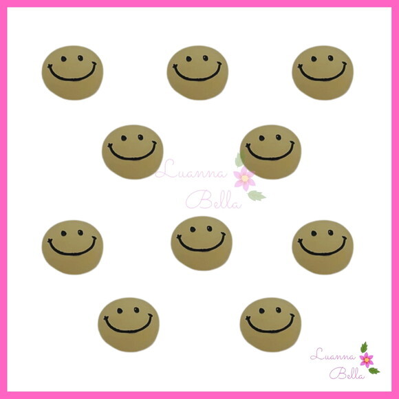 Aplique Carinha Feliz Amarela de resina - Pct c/ 7 unidades