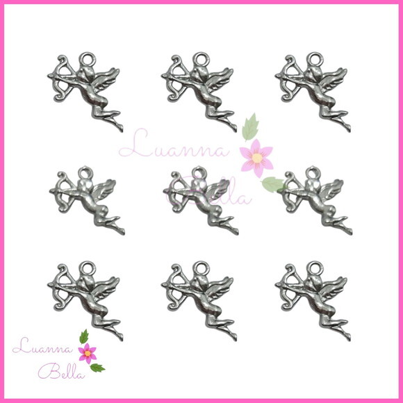 Pingente Anjinho de metal prateado - Pct c/ 10 unds