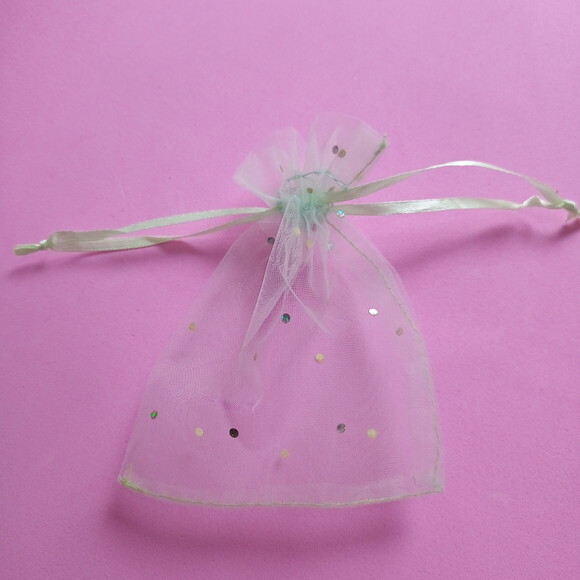 Saquinho Organza Cristal Amarelo Ouro com Fita 8X13cm