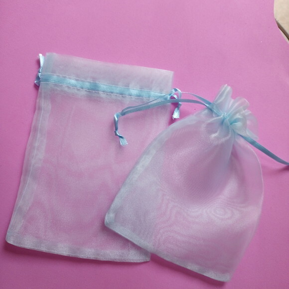 Saquinho Organza Organza Azul com Fita 10x16cm