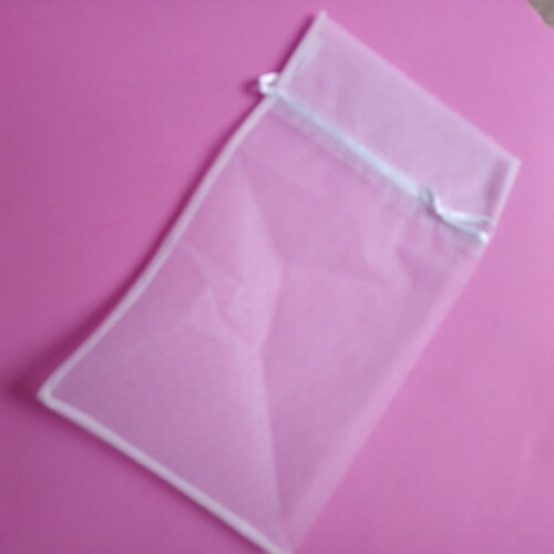 Saquinho Organza Tunil Branco com Fita 14x24cm
