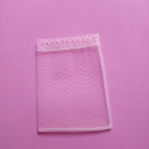 Saquinho Organza Tunil Branco com Renda 7x12cm