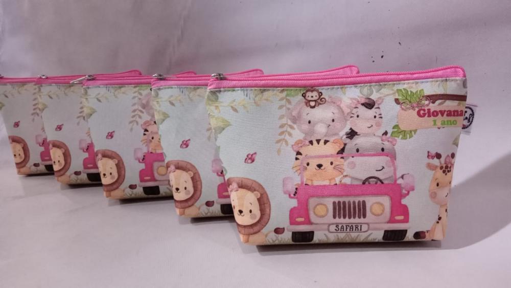 Lembrancinha safari rosa - necessarie