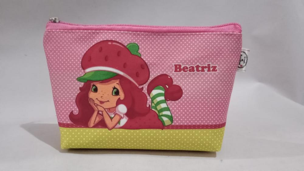 Lembrancinha Moranguinho - necessarie