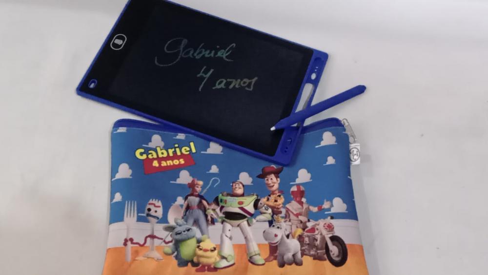 Lembrancinha Toy Story _ Tablet Lousa com Estojo