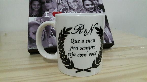 Caneca porcelana na caixa
