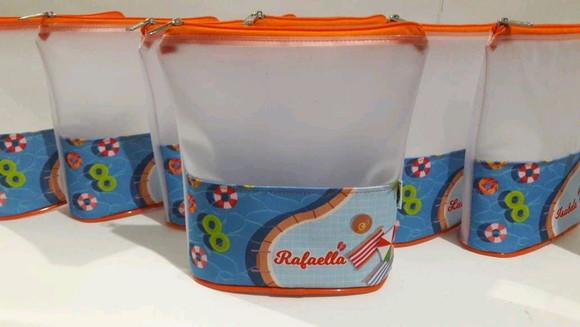 Porta Biquini Pool Party