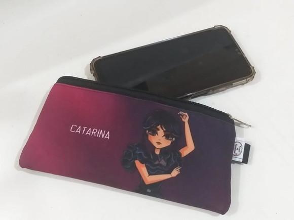 Porta Celular Wandinha