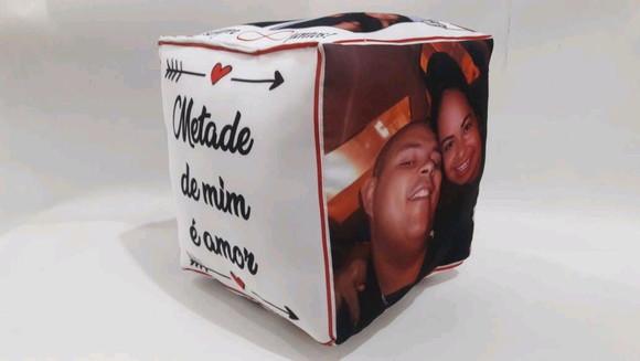 presente dia dos namorado - almofada cubo