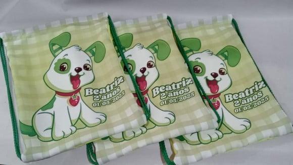 Lembrancinha Moranguinho - Mochila Saco