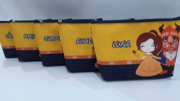 necessarie a bela e a fera