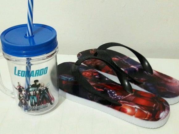 Presente personalizado - Chinelo + copo personalizado