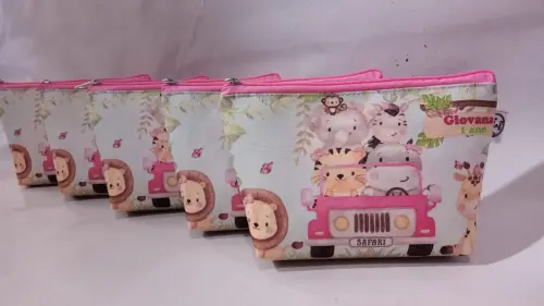 Lembrancinha safari rosa - necessarie