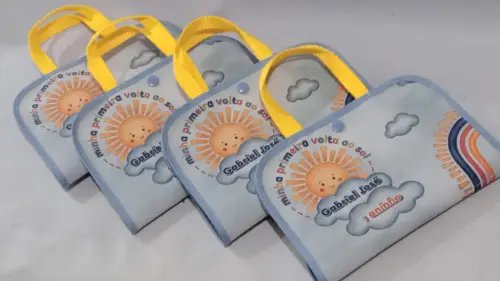 Lembrancinha Minha Primeira Volta ao Sol _ Lousa de Tecido