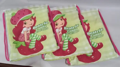 Lembrancinha Moranguinho - Sacochila