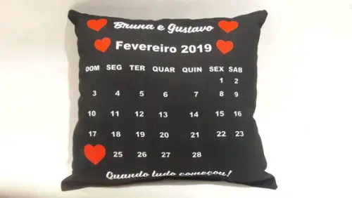 Almofada calendário _presente namorado