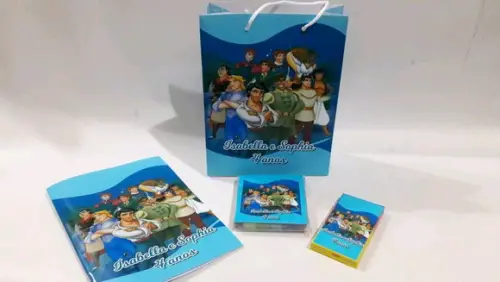 kit colorir com massinha e sacola princesas