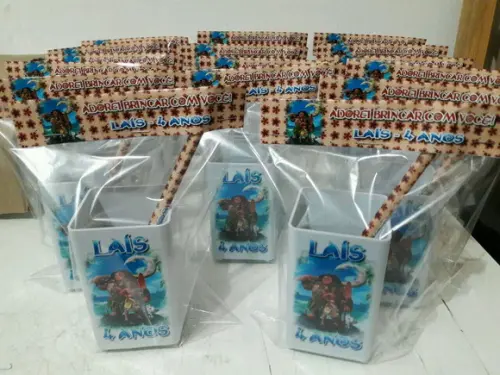 porta lápis com lapis_moana