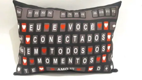 Presente Namorado - Almofada Teclado