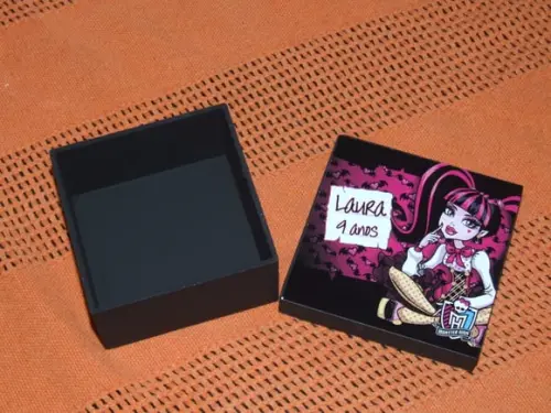 Lembrancinha Caixa Personalizada