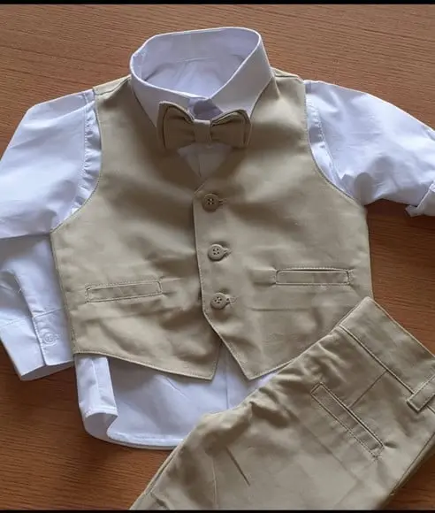 Conjunto Colete e Calça Bege Pajem